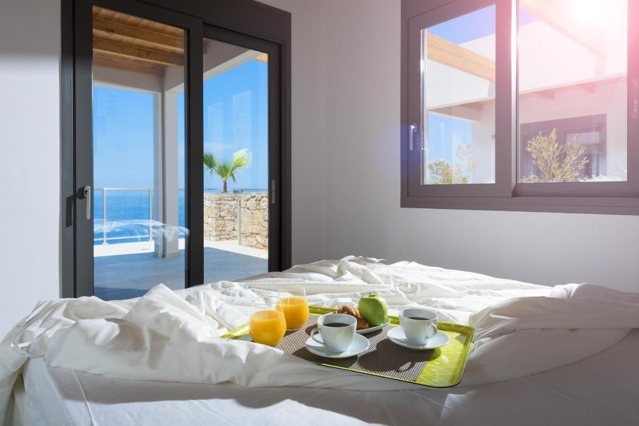 Kathisma Bay Villas - Luxury Villas - Villa Helios Kalamítsi Zewnętrze zdjęcie